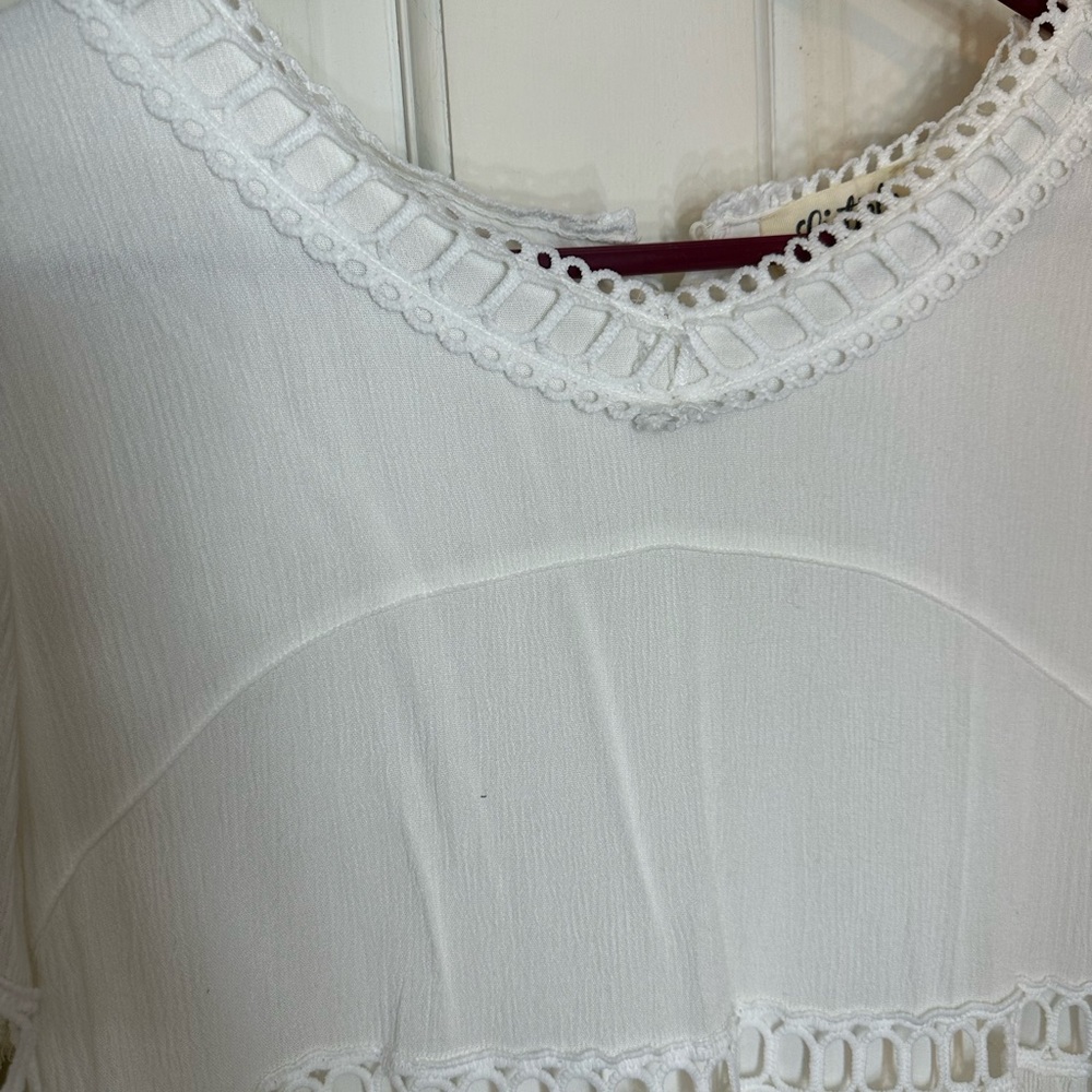 Women’s dress - Picture 3 of 9